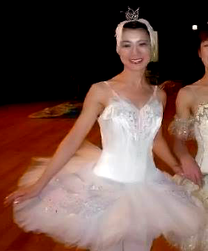 元バレエダンサー、ケンコウスポーツマネジメント修士の資格を持つ研修講師タニカワ久美子