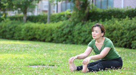 気分の落ち込みがあっても、運動をすると自己肯定感がわきます。また運動習慣の有無がメンタルヘルス不調の予防に繋がります。