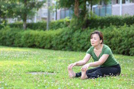 気分の落ち込みがあっても、運動をすると自己肯定感がわきます。また運動習慣の有無がメンタルヘルス不調の予防に繋がります。