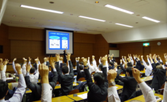 ドライバーやデスクワーカー、座り仕事のオフィスワーカー向けの肩こり腰痛予防講演