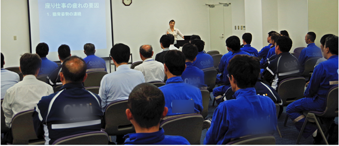 職場でできる肩こり腰痛セミナーを健康経営ホワイト500銘柄に認定されている企業様で実施させて頂きました