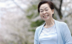 日本人の長寿化が延びる続けている